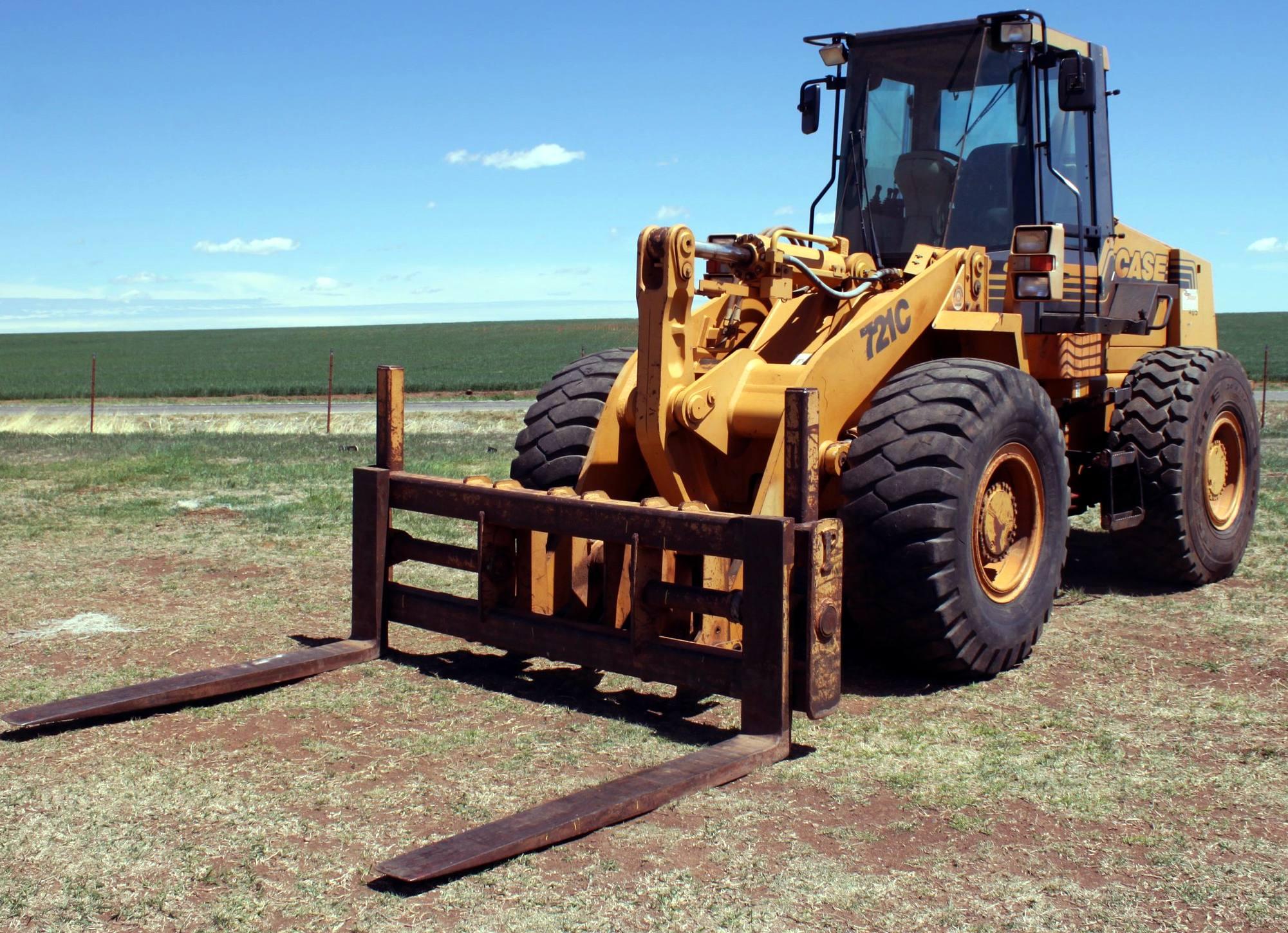 Case 621 loader manual